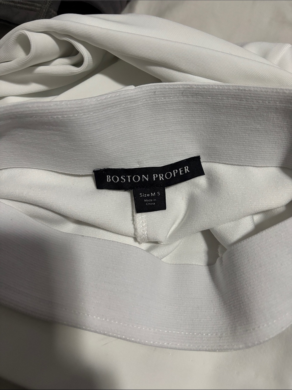 Boston Proper White Trousers Pants S/M Stretch Career Workwear Classic - Picture 3 of 3